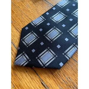 HARVE BENARD by Benard Holtzman Black Geometric Silk Tie